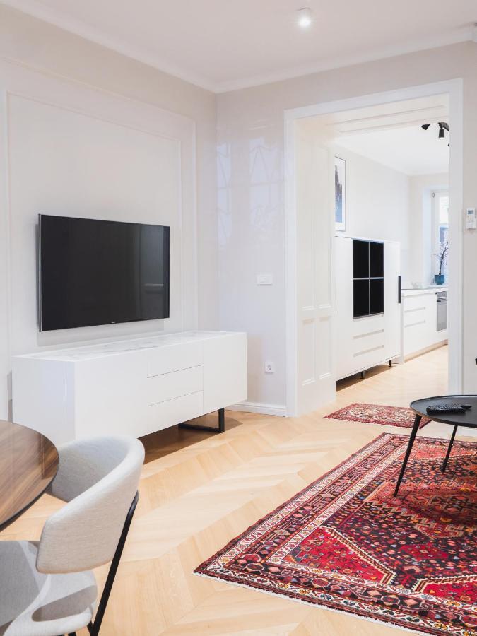 Downtown Beauty Twins Apartment ザグレブ エクステリア 写真